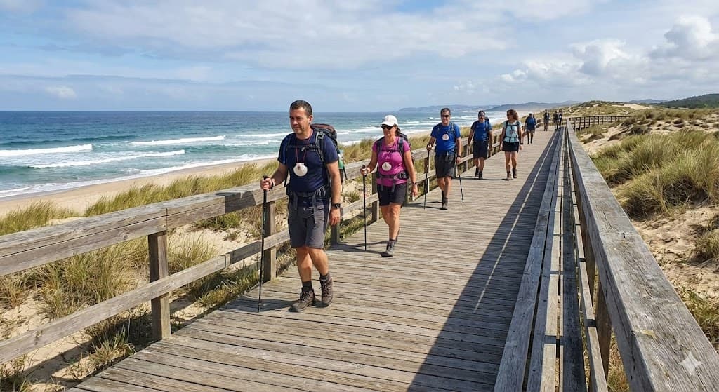 サンティアゴ巡礼「ポルトガルの道(海岸ルート)」|海沿いに整備された歩きやすい木の道